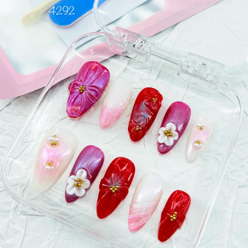 Zb28 15D..A Collection of Elaborate Heavy Engraving Designs with a Wide Range of Styles