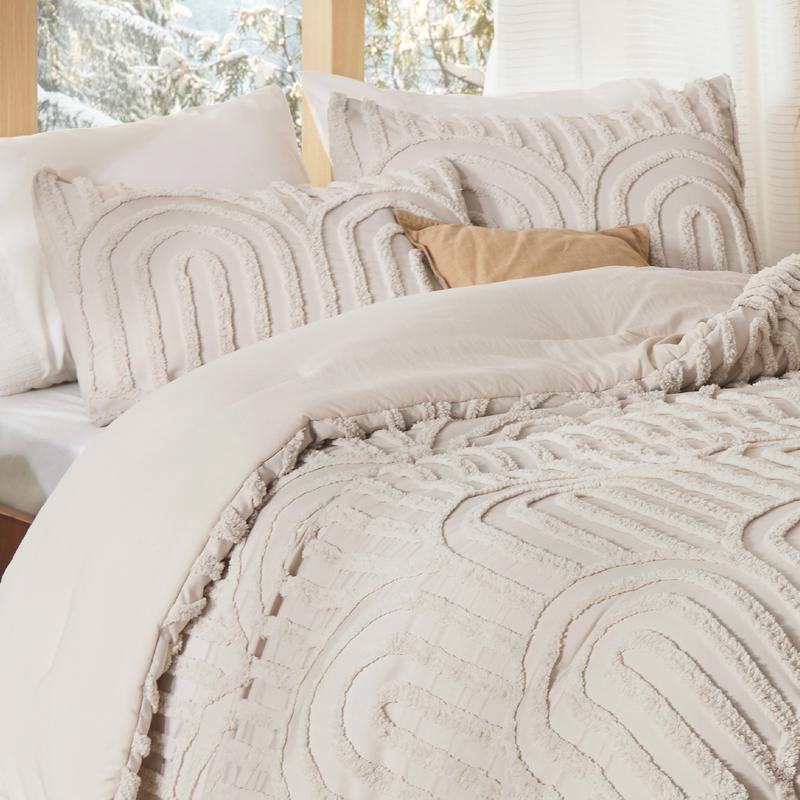 Bedsure Boho Arch Tufted Comforter Set - Beige Boho Bedding Comforter Sets, 3 Pieces Farmhouse Shabby Chic Embroidery Bed Set, Soft Fluffy Cozy Arch Pattern Comforter for All Seasons